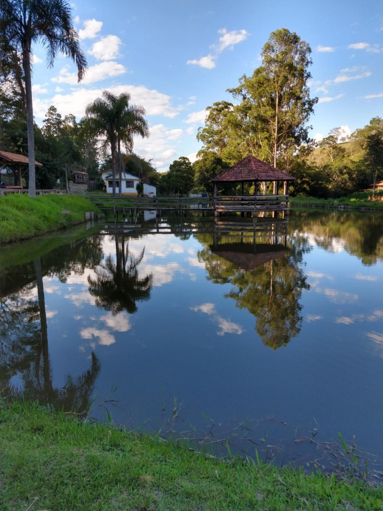 Pousada Colar De Ouro Cunha Bagian luar foto