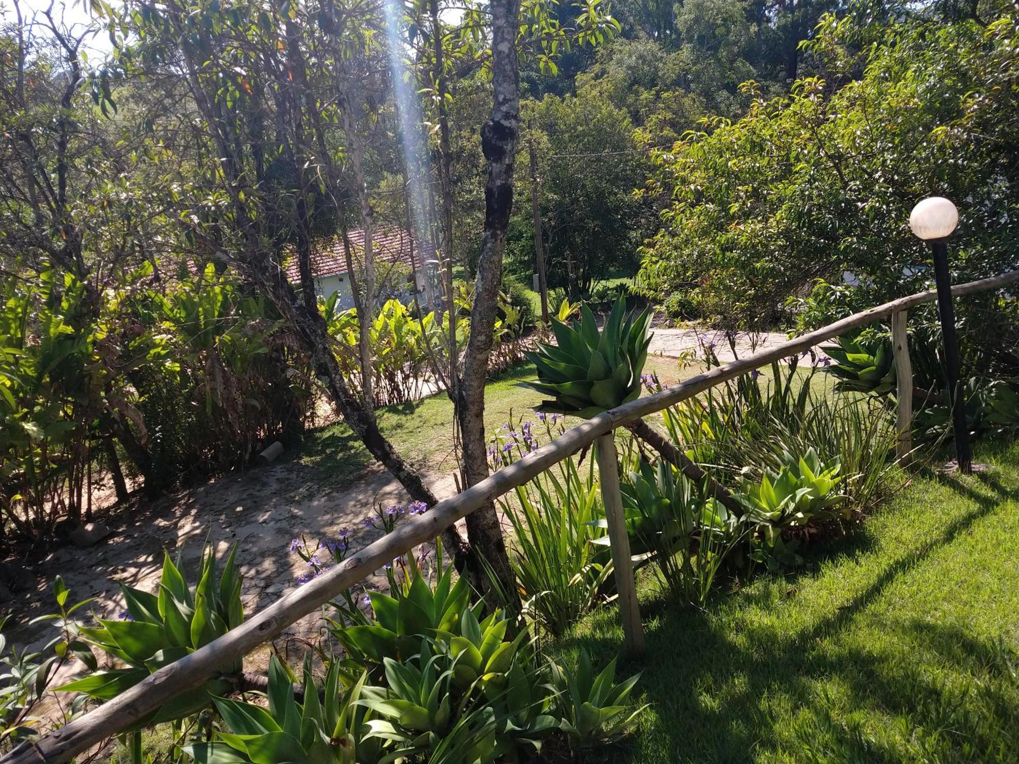 Pousada Colar De Ouro Cunha Bagian luar foto