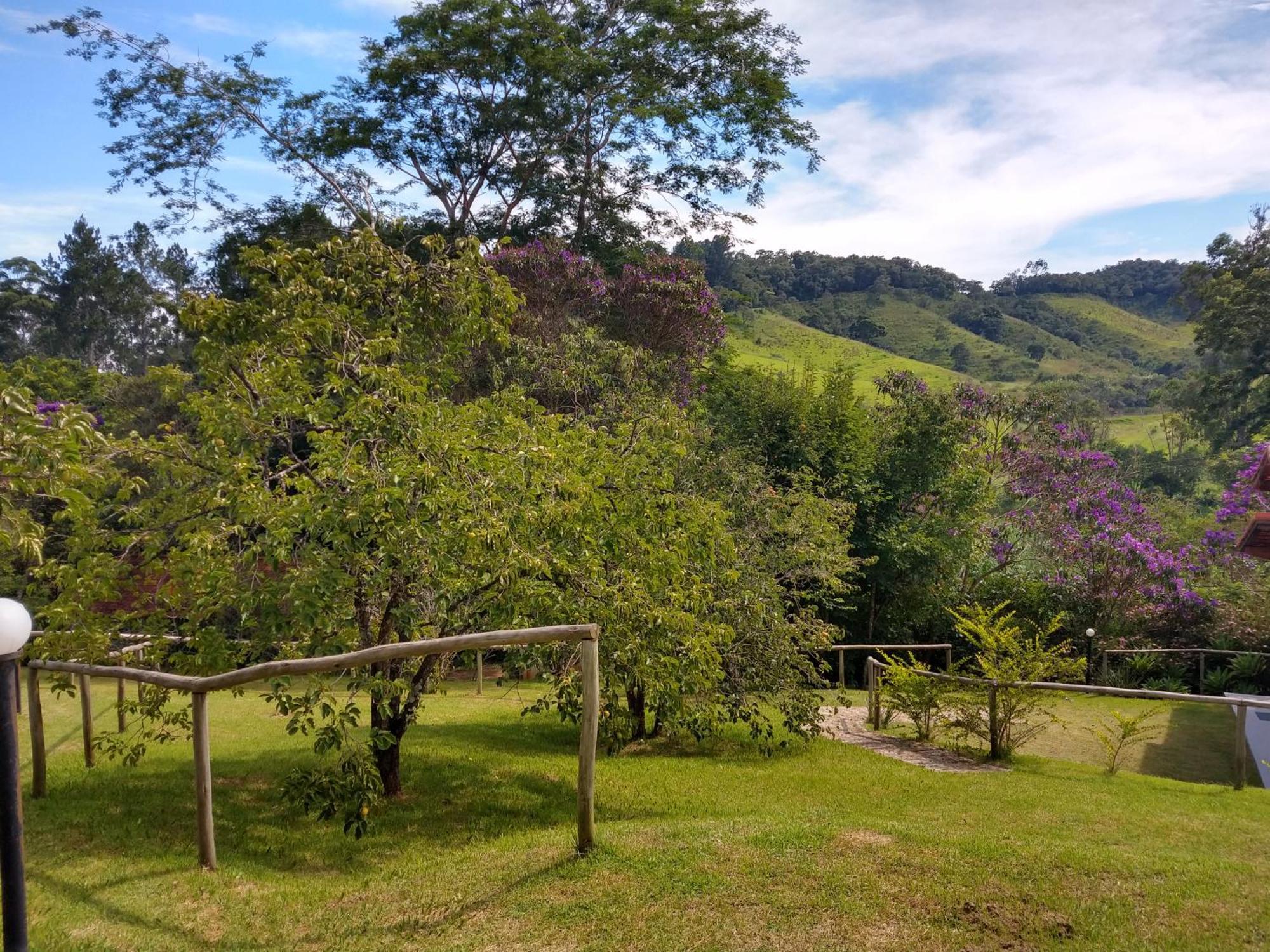 Pousada Colar De Ouro Cunha Bagian luar foto