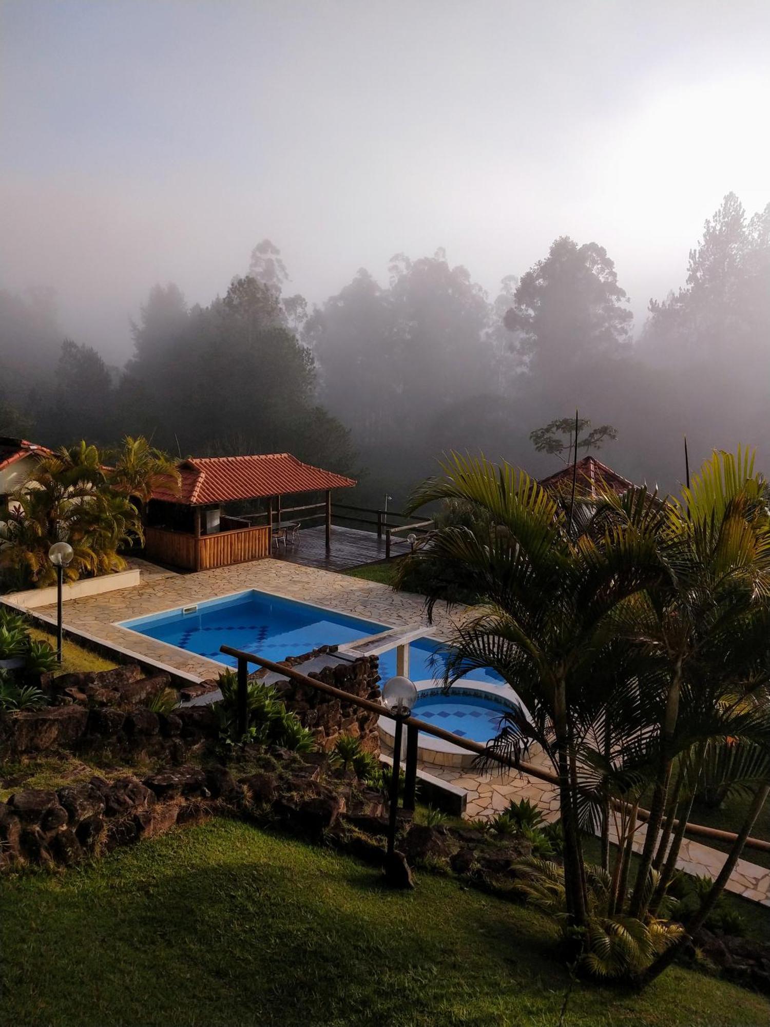 Pousada Colar De Ouro Cunha Bagian luar foto